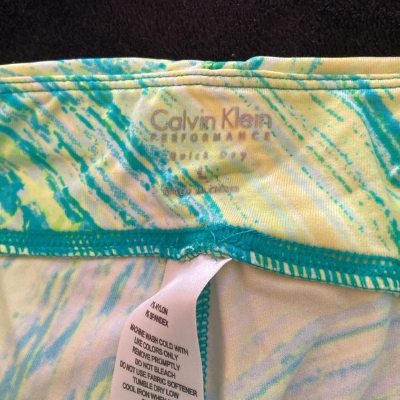 Calvin Klein capri size large - Picture 3 of 9